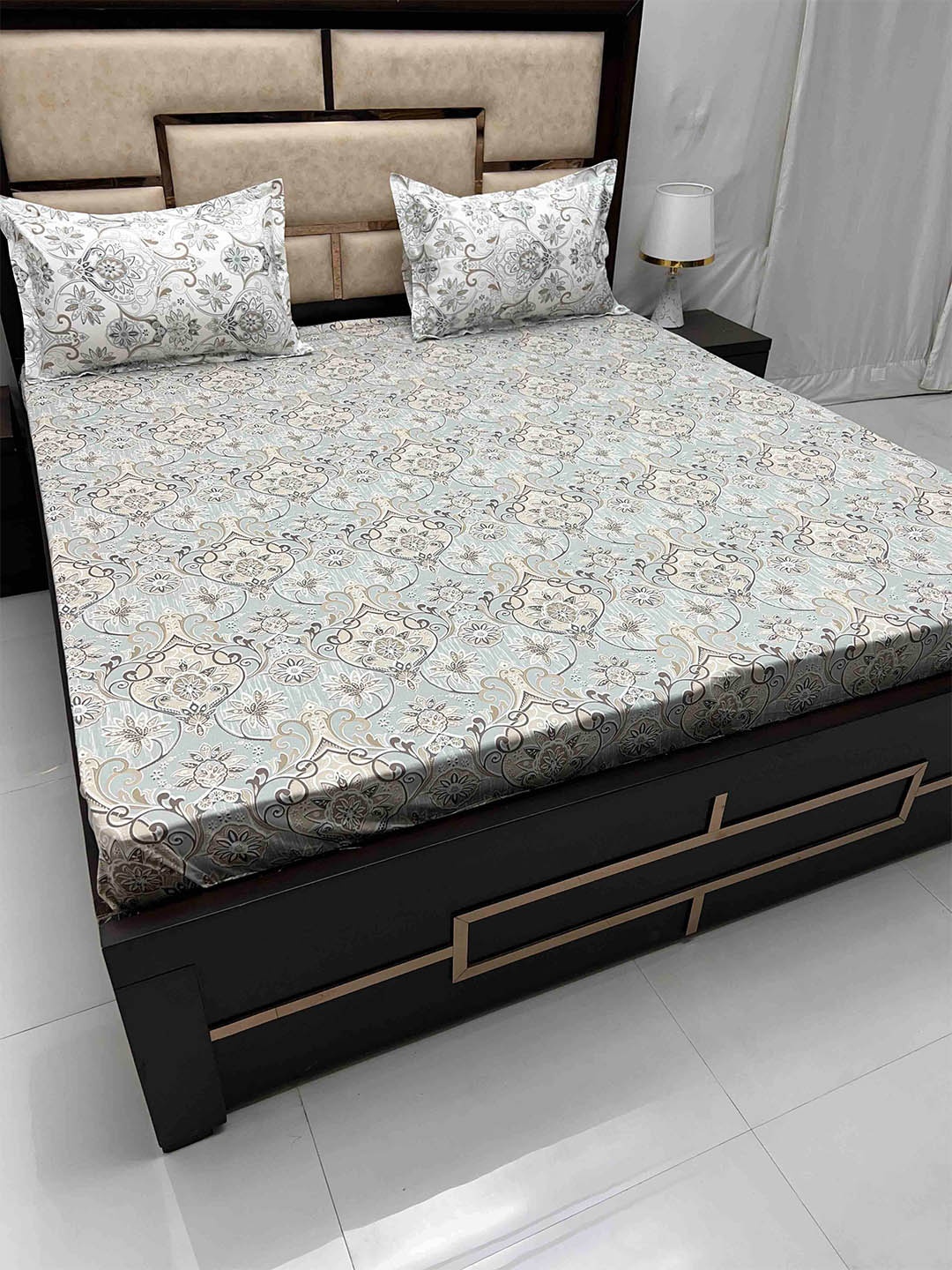Pure Decor Sapphire Grey Ethnic Motifs Cotton 260 TC King Bedsheet & 2 Pillow Covers
Pure Decor Sapphire Grey Ethnic Motifs Cotton 260 TC King Bedsheet & 2 Pillow Covers