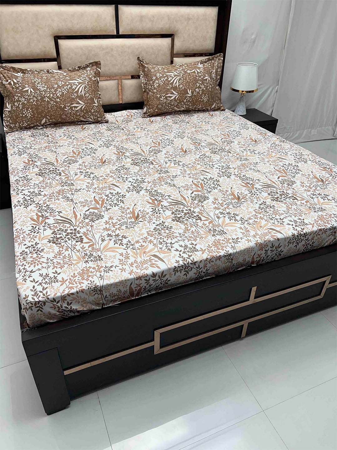 Pure Decor Sapphire Brown Floral Pure Cotton 260 TC King Fitted Bedsheet & Pillow Covers
Pure Decor Sapphire Brown Floral Pure Cotton 260 TC King Fitted Bedsheet & Pillow Covers
