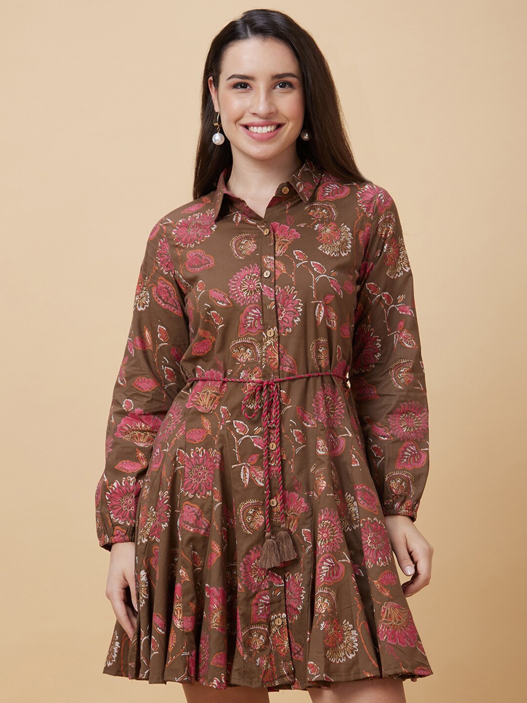 Globus Brown Floral Printed Shirt Collar Long Sleeve Belted Cotton A-Line Midi Dress
Globus Brown Floral Printed Shirt Collar Long Sleeve Belted Cotton A-Line Midi Dress