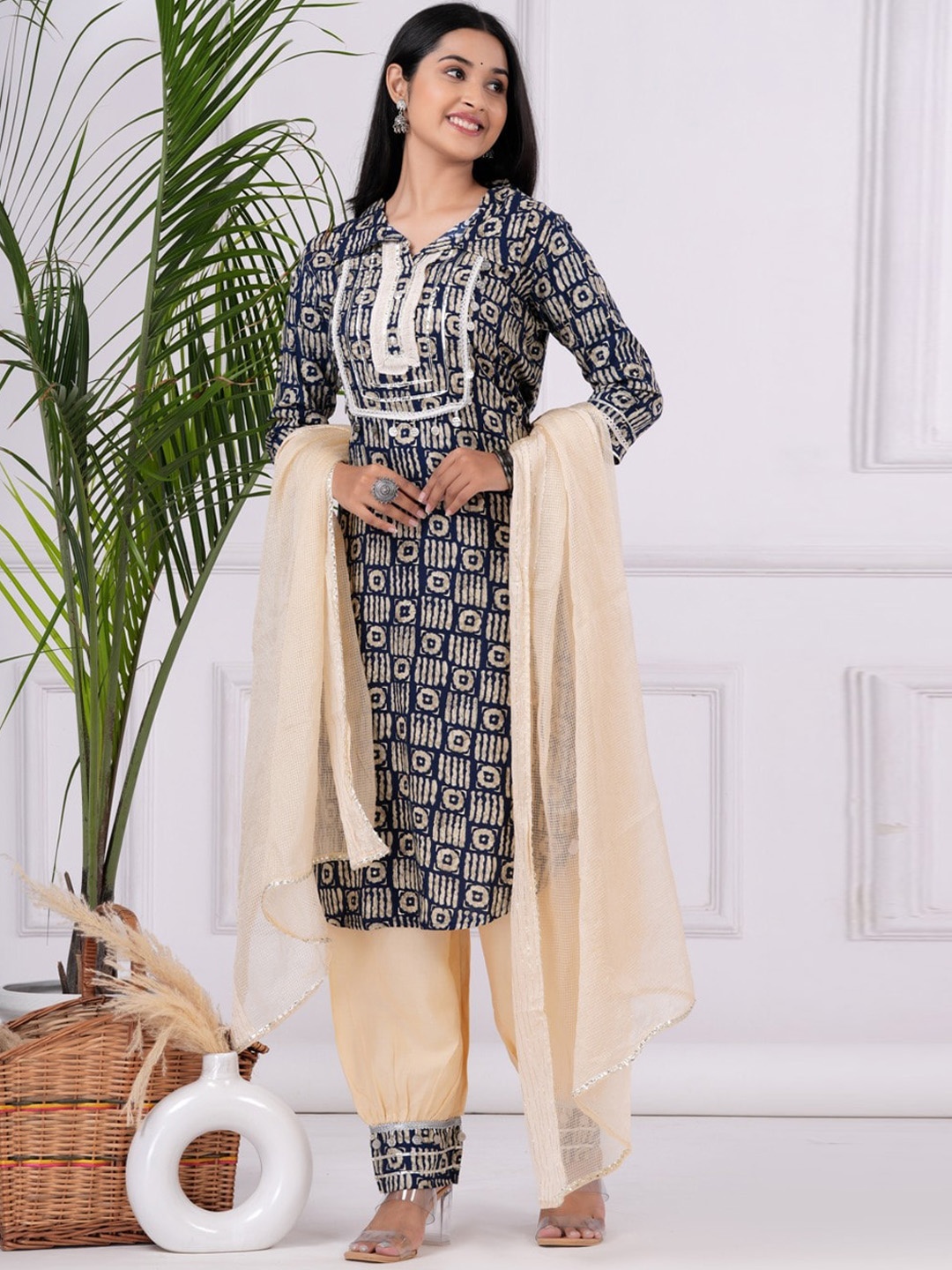 UNISETS Geometric Printed Thread Work & Gotta Patti Kurta & Salwar With Dupatta, Blue
UNISETS Geometric Printed Thread Work & Gotta Patti Kurta & Salwar With Dupatta, Blue