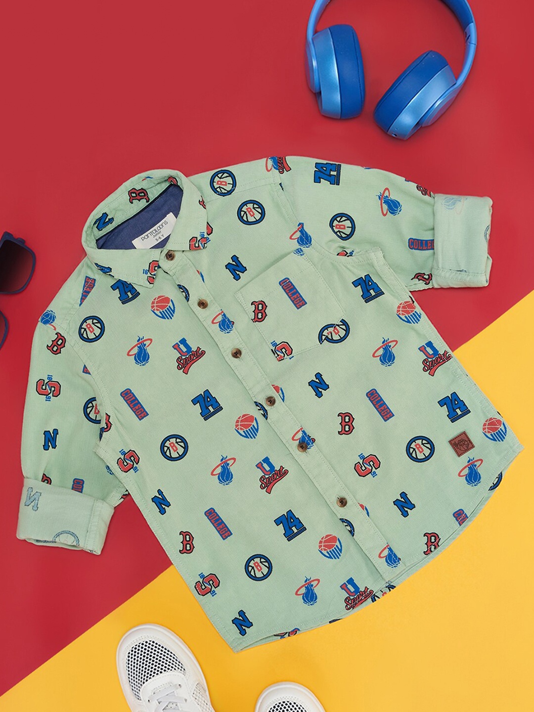 Pantaloons Junior Boys Conversational Printed Spread Collar Roll-Up Sleeves Casual Shirt, Green
Pantaloons Junior Boys Conversational Printed Spread Collar Roll-Up Sleeves Casual Shirt, Green