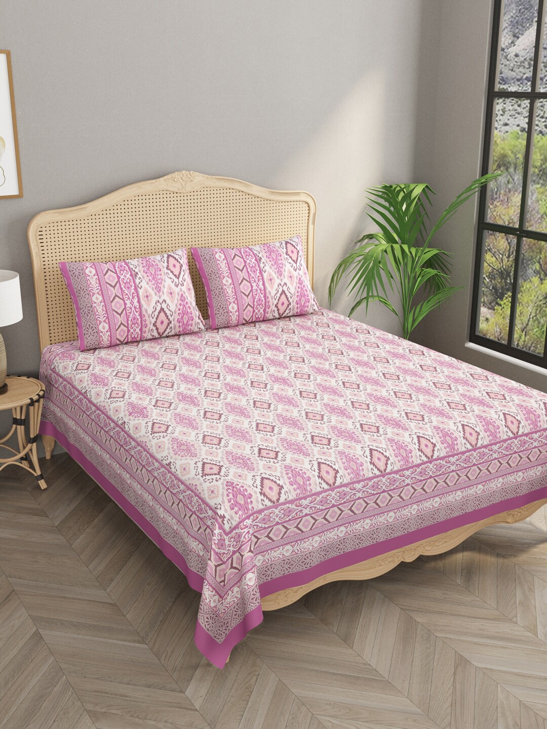 Gulaab Jaipur Purple & Off White Cotton 700 TC Super King Bedsheet with 2 Pillow Covers
Gulaab Jaipur Purple & Off White Cotton 700 TC Super King Bedsheet with 2 Pillow Covers