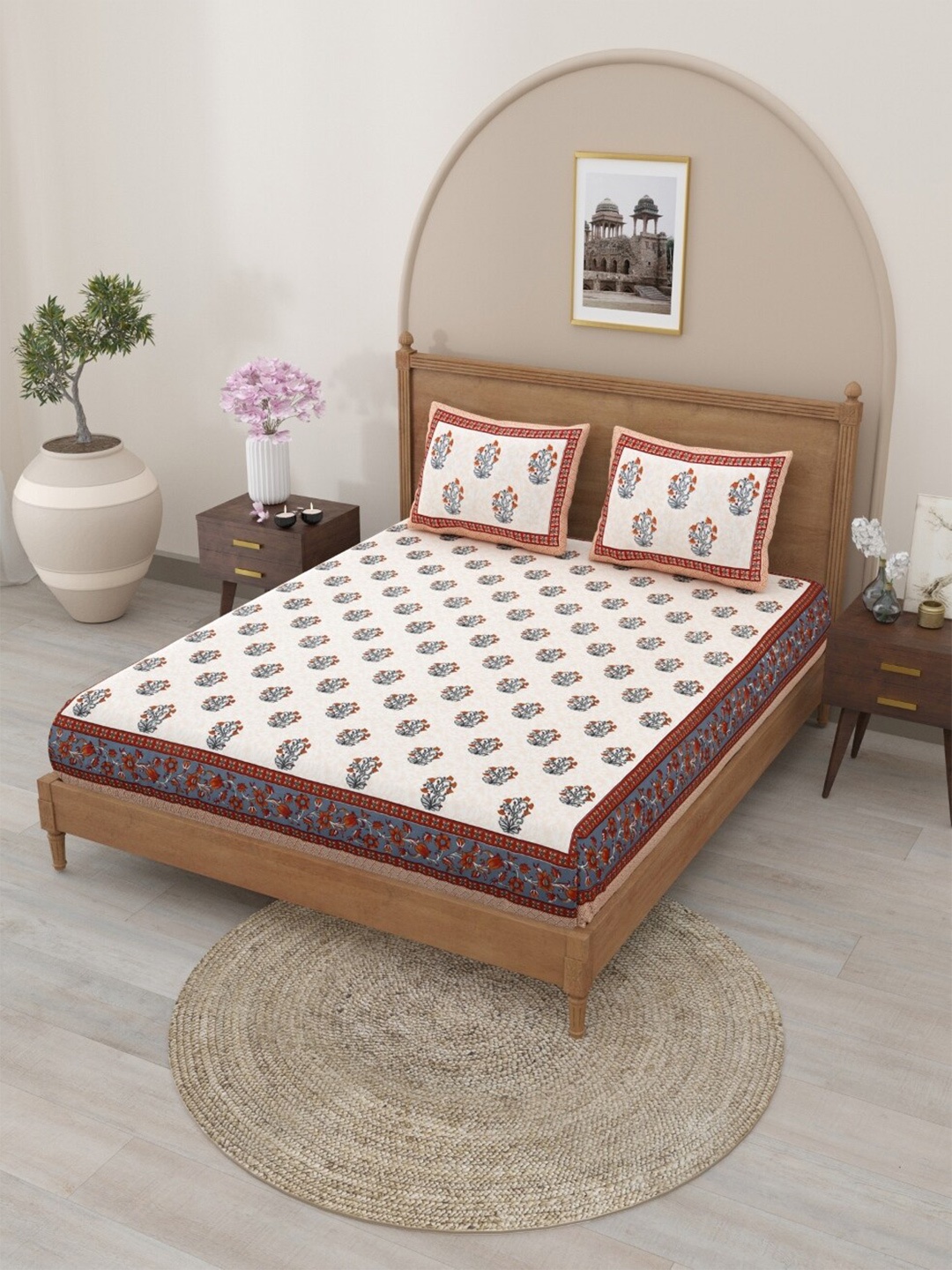Salona Bichona Cream-Coloured Floral Pure Cotton 120 TC Queen Bedsheet & 2 Pillow Covers
Salona Bichona Cream-Coloured Floral Pure Cotton 120 TC Queen Bedsheet & 2 Pillow Covers