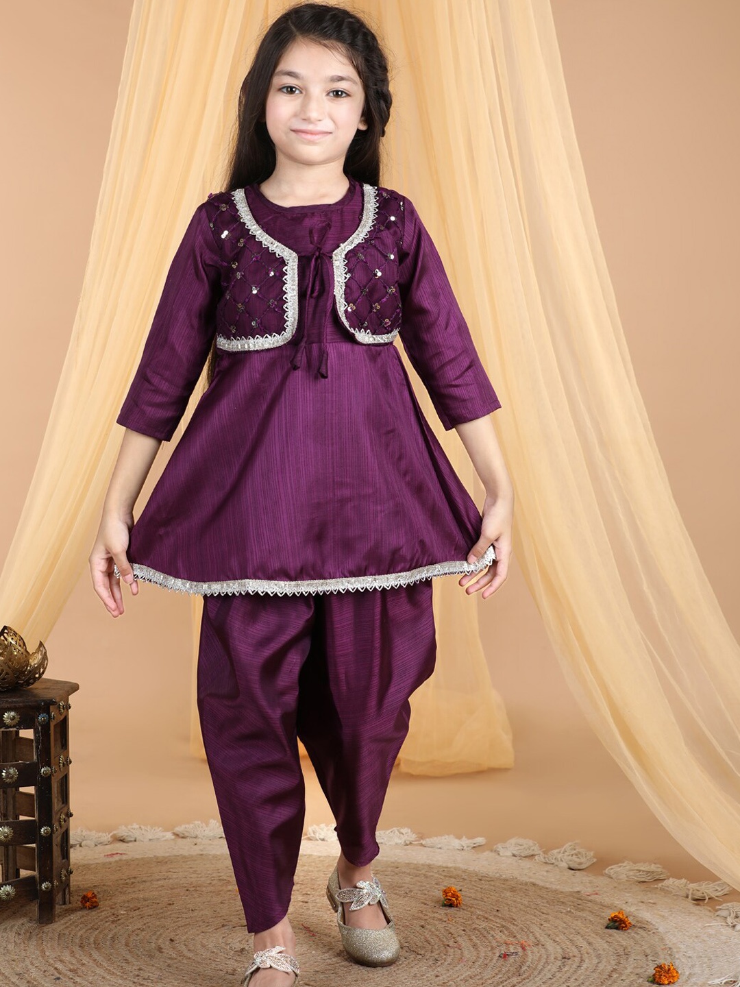 Cutiekins Girls Ethnic Motifs Embroidered Art Silk Straight Kurta With Dhoti Pants, Purple
Cutiekins Girls Ethnic Motifs Embroidered Art Silk Straight Kurta With Dhoti Pants, Purple