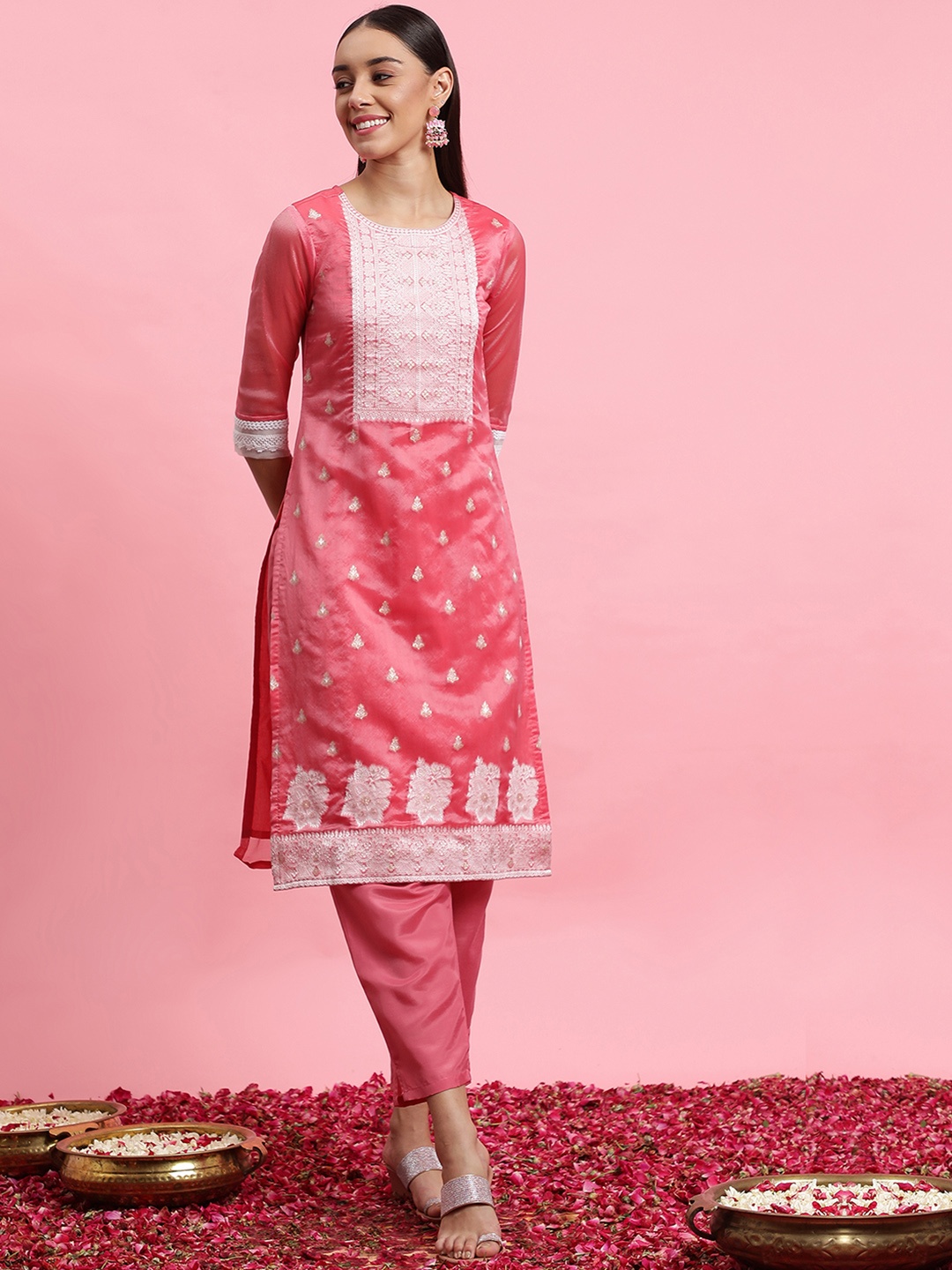 Indo Era Ethnic Motifs Woven Design Chanderi Silk Kurta with Trousers & Dupatta, Pink
Indo Era Ethnic Motifs Woven Design Chanderi Silk Kurta with Trousers & Dupatta, Pink
