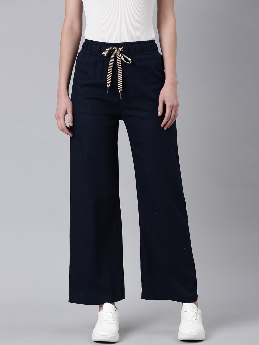 SHOWOFF Women Straight Fit Wrinkle Free Cotton Parallel Trousers, Navy blue
SHOWOFF Women Straight Fit Wrinkle Free Cotton Parallel Trousers, Navy blue