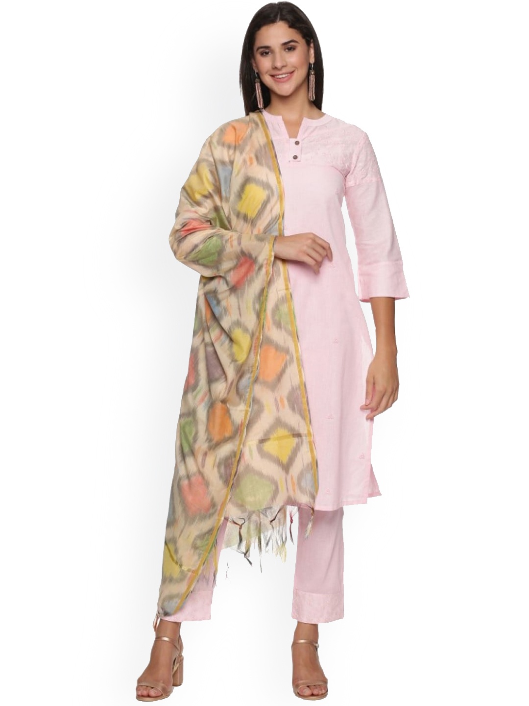 WEAVERS SAGA Ethnic Motifs Yoke Design Pure Cotton Kurta & Trousers With Dupatta, Pink
WEAVERS SAGA Ethnic Motifs Yoke Design Pure Cotton Kurta & Trousers With Dupatta, Pink