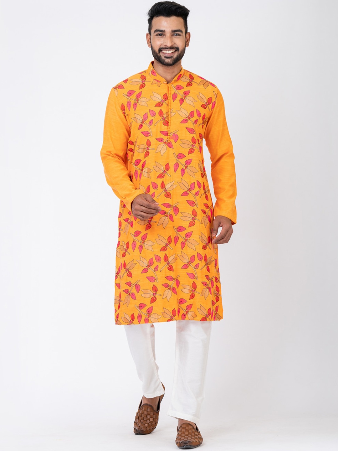 HU - Handcrafted Uniquely Floral Printed Mandarin Collar Straight Kurta With Pyjamas, Orange
HU - Handcrafted Uniquely Floral Printed Mandarin Collar Straight Kurta With Pyjamas, Orange
