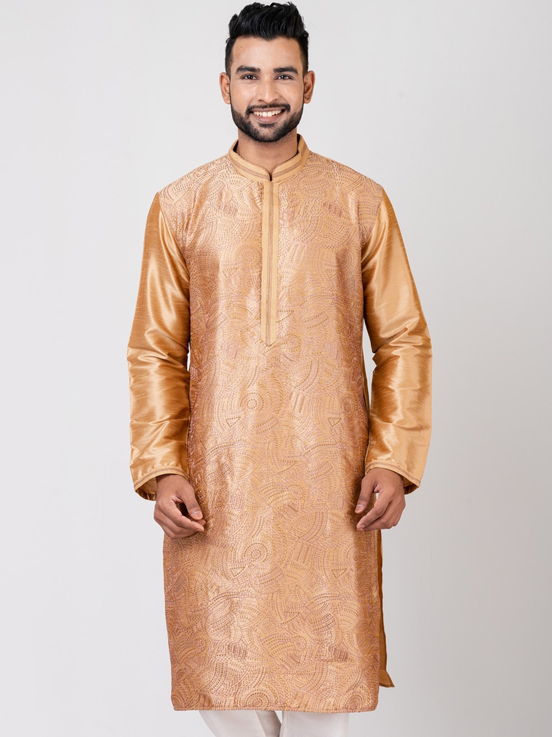 HU - Handcrafted Uniquely Ethnic Motifs Embroidered Regular Thread Work Dupion Silk Kurta, Bronze
HU - Handcrafted Uniquely Ethnic Motifs Embroidered Regular Thread Work Dupion Silk Kurta, Bronze