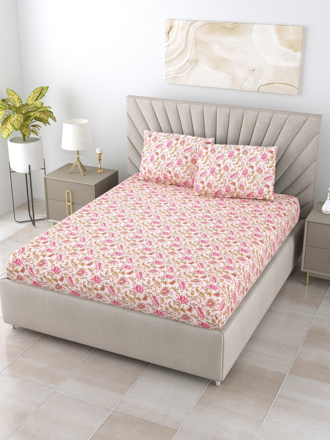 BOMBAY DYEING Allure Pink & Brown Floral Cotton 120 TC King Bedsheet & 2 Pillow Covers
BOMBAY DYEING Allure Pink & Brown Floral Cotton 120 TC King Bedsheet & 2 Pillow Covers