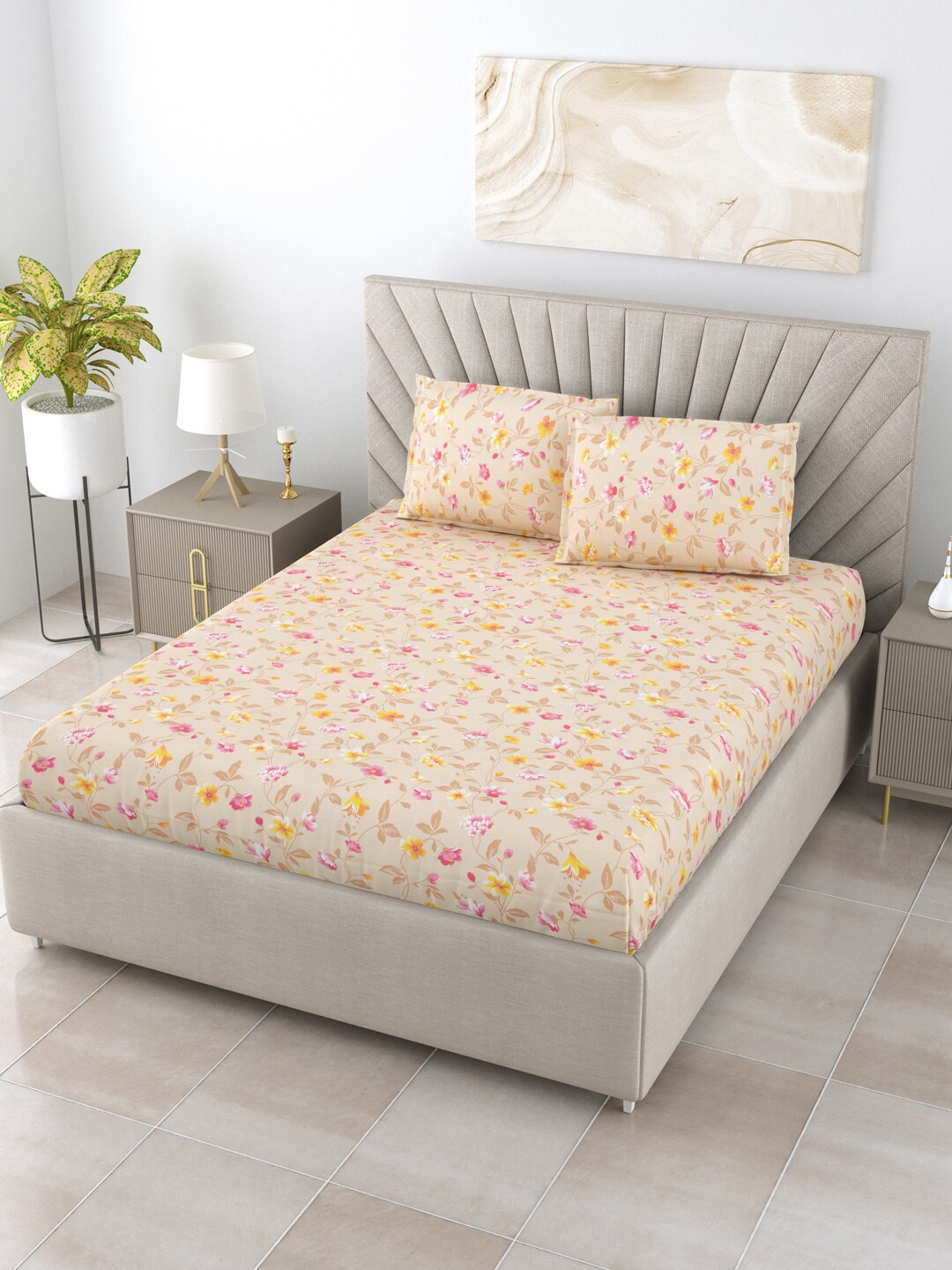 BOMBAY DYEING Allure Yellow & Pink Floral Cotton 120 TC King Bedsheet & 2 Pillow Covers
BOMBAY DYEING Allure Yellow & Pink Floral Cotton 120 TC King Bedsheet & 2 Pillow Covers