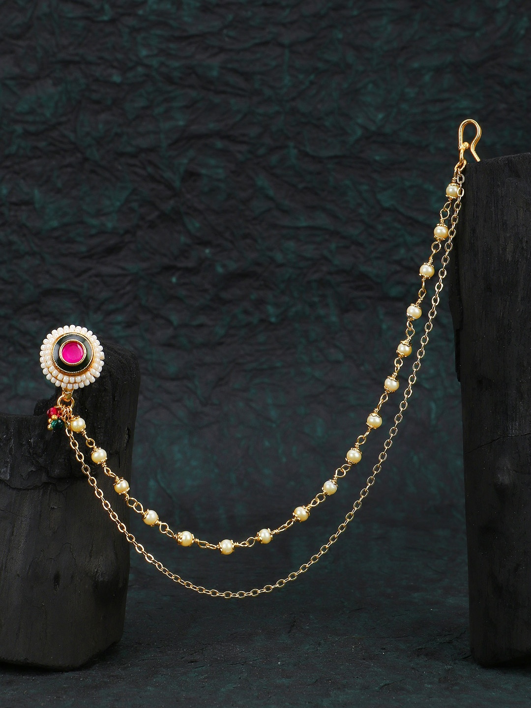 Adwitiya Collection Gold-Plated Stone-Studded & Pearl Beaded Clip-On Nose Pin with Chain
Adwitiya Collection Gold-Plated Stone-Studded & Pearl Beaded Clip-On Nose Pin with Chain