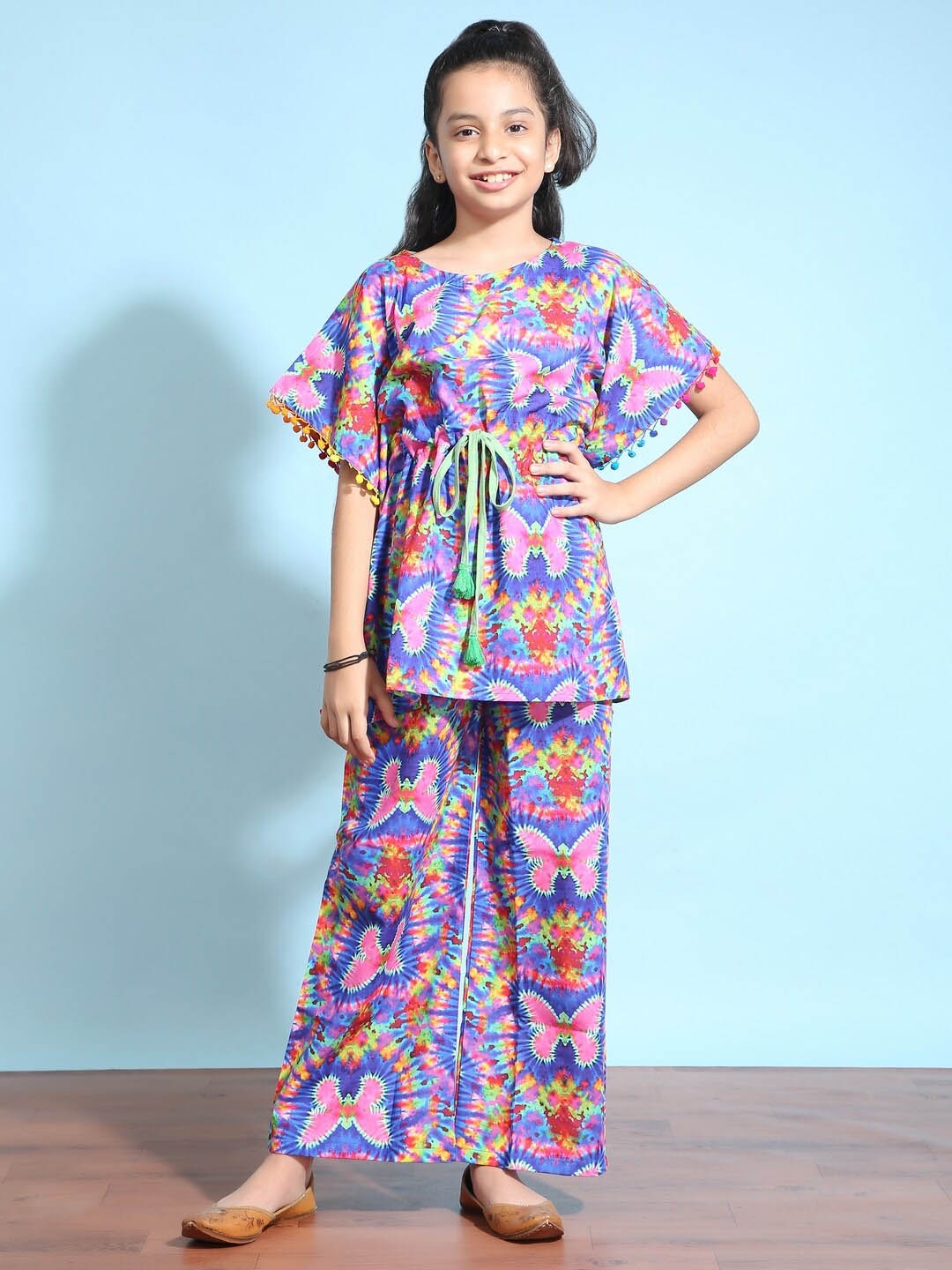 Ninos Dreams Girls Abstract Printed Pure Cotton Kaftan Top with Palazzos, Purple
Ninos Dreams Girls Abstract Printed Pure Cotton Kaftan Top with Palazzos, Purple