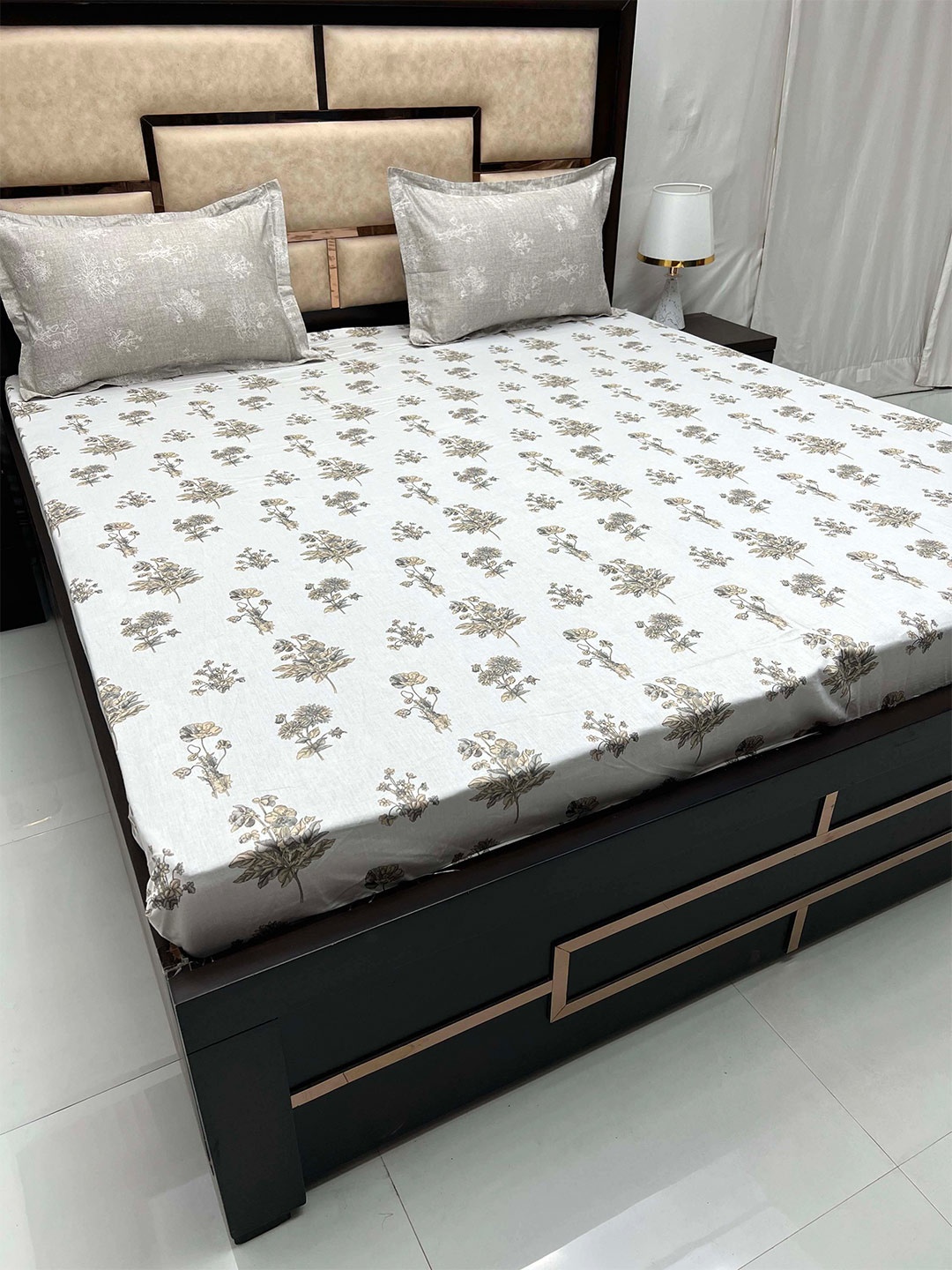 Pure Decor Sapphire Grey Floral Cotton 250 TC Super King Bedsheet With 2 Pillow Covers
Pure Decor Sapphire Grey Floral Cotton 250 TC Super King Bedsheet With 2 Pillow Covers
