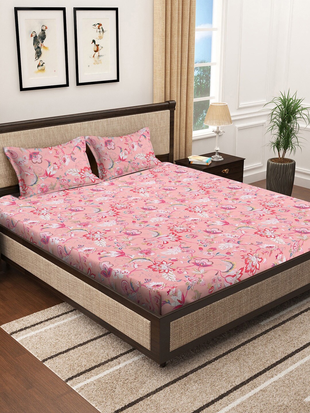 KLOTTHE Pink Ethnic Motifs Printed 300 TC Fitted Super King Bedsheet With 2 Pillow Covers
KLOTTHE Pink Ethnic Motifs Printed 300 TC Fitted Super King Bedsheet With 2 Pillow Covers