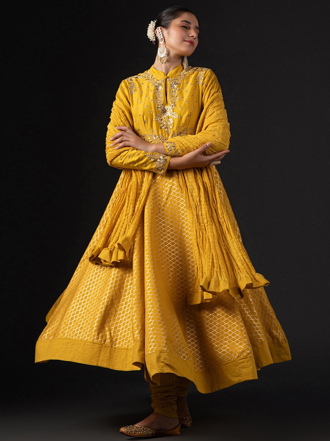 Biba by Rohit Bal Ethnic Motifs Embroidered Regular Zardozi Kurta With Churidar & Dupatta, Mustard
Biba by Rohit Bal Ethnic Motifs Embroidered Regular Zardozi Kurta With Churidar & Dupatta, Mustard