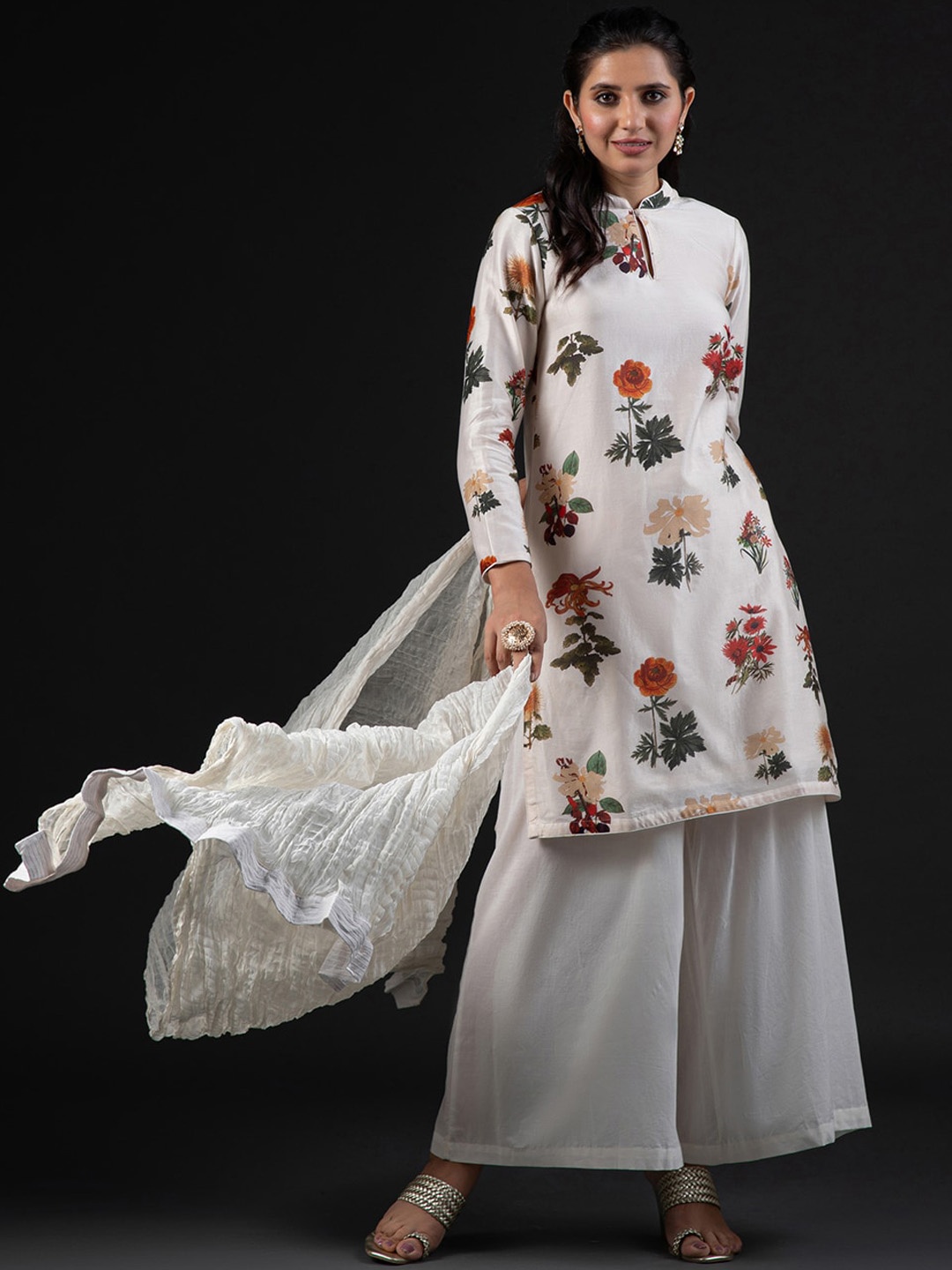 Biba by Rohit Bal Floral Printed Mandarin Collar Regular Kurta with Palazzos, Off white
Biba by Rohit Bal Floral Printed Mandarin Collar Regular Kurta with Palazzos, Off white