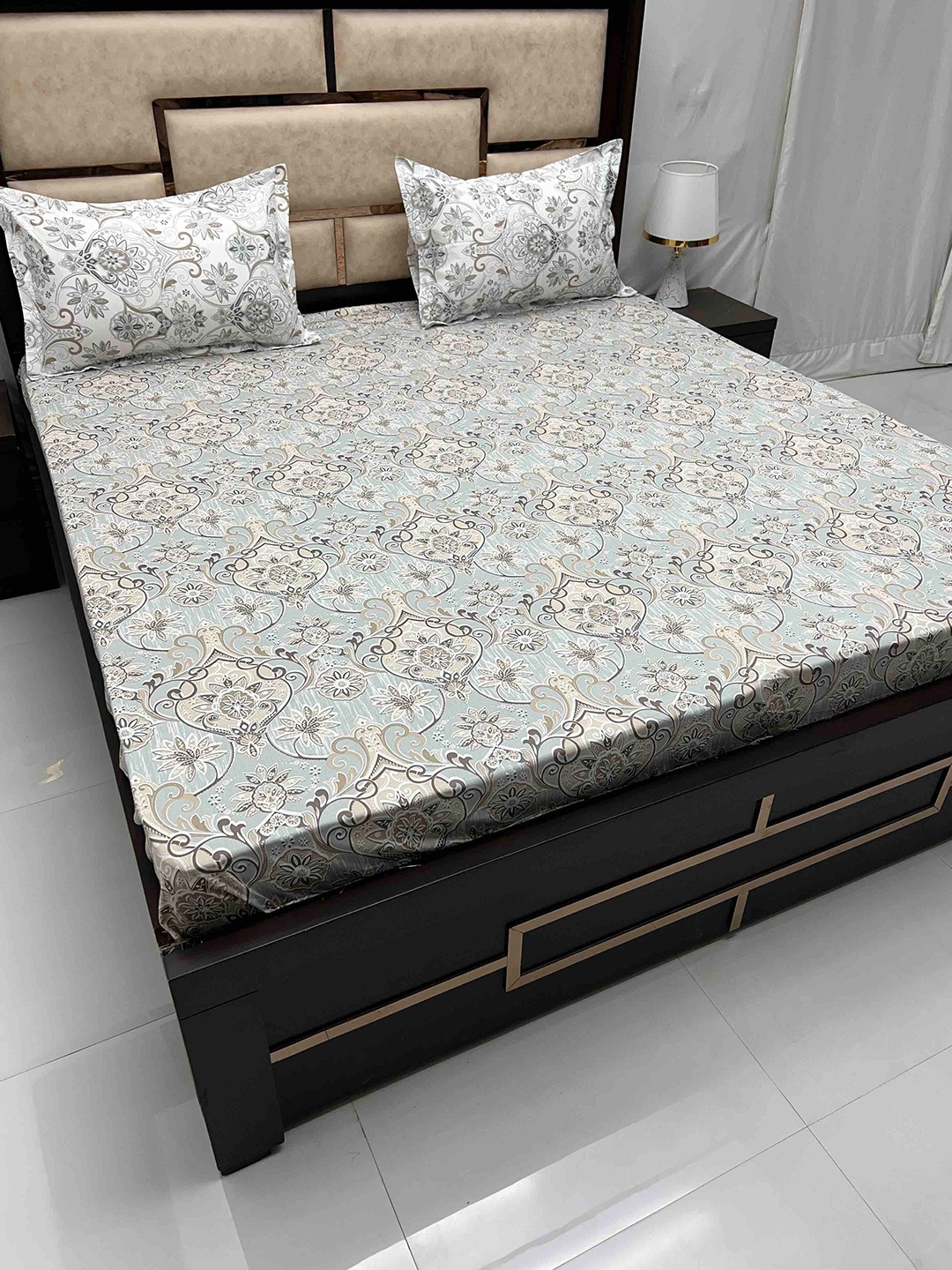 Pure Decor Sapphire Grey Ethnic Motifs Cotton 240 TC Fitted King Bedsheet & Pillow Covers
Pure Decor Sapphire Grey Ethnic Motifs Cotton 240 TC Fitted King Bedsheet & Pillow Covers