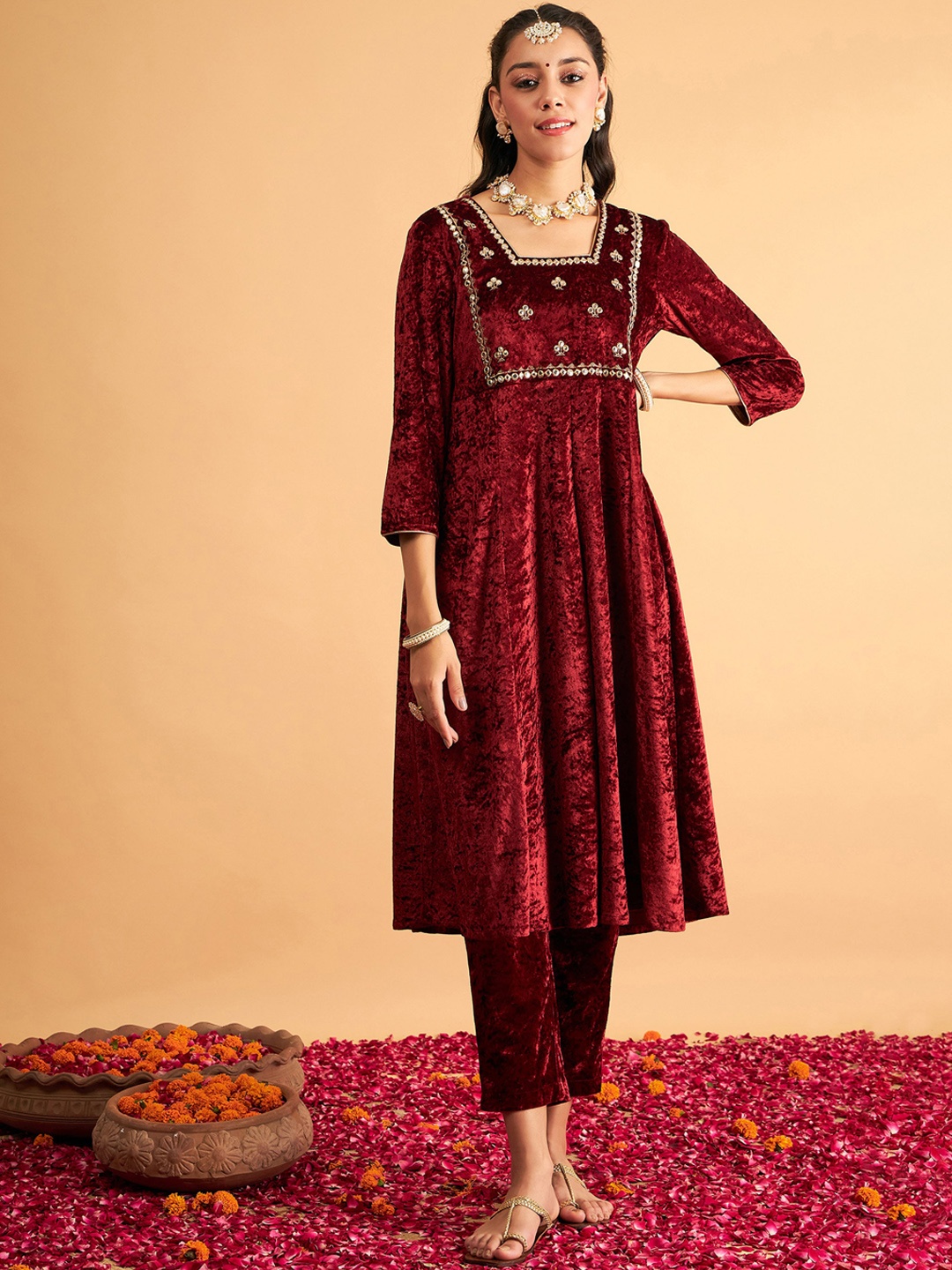 Shae by SASSAFRAS Embellished Mirror Work Detailed Square Neck Anarkali Kurta, Maroon
Shae by SASSAFRAS Embellished Mirror Work Detailed Square Neck Anarkali Kurta, Maroon