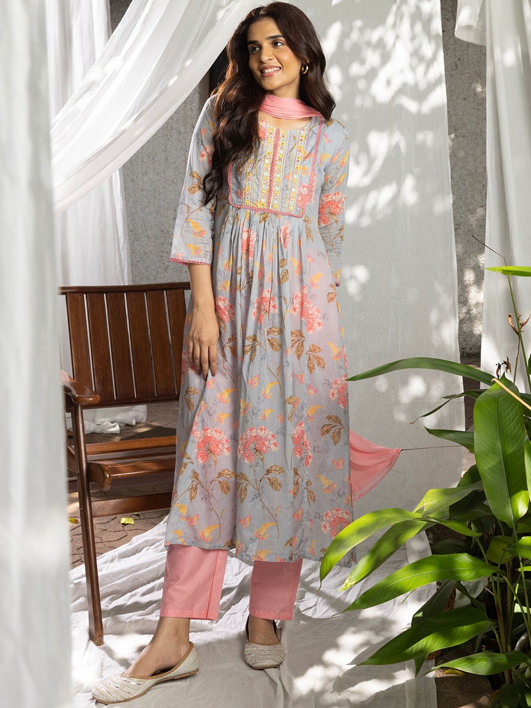 Sangria Floral Printed Thread Work Pure Cotton A-Line Kurta With Trouser & Dupatta, Grey
Sangria Floral Printed Thread Work Pure Cotton A-Line Kurta With Trouser & Dupatta, Grey