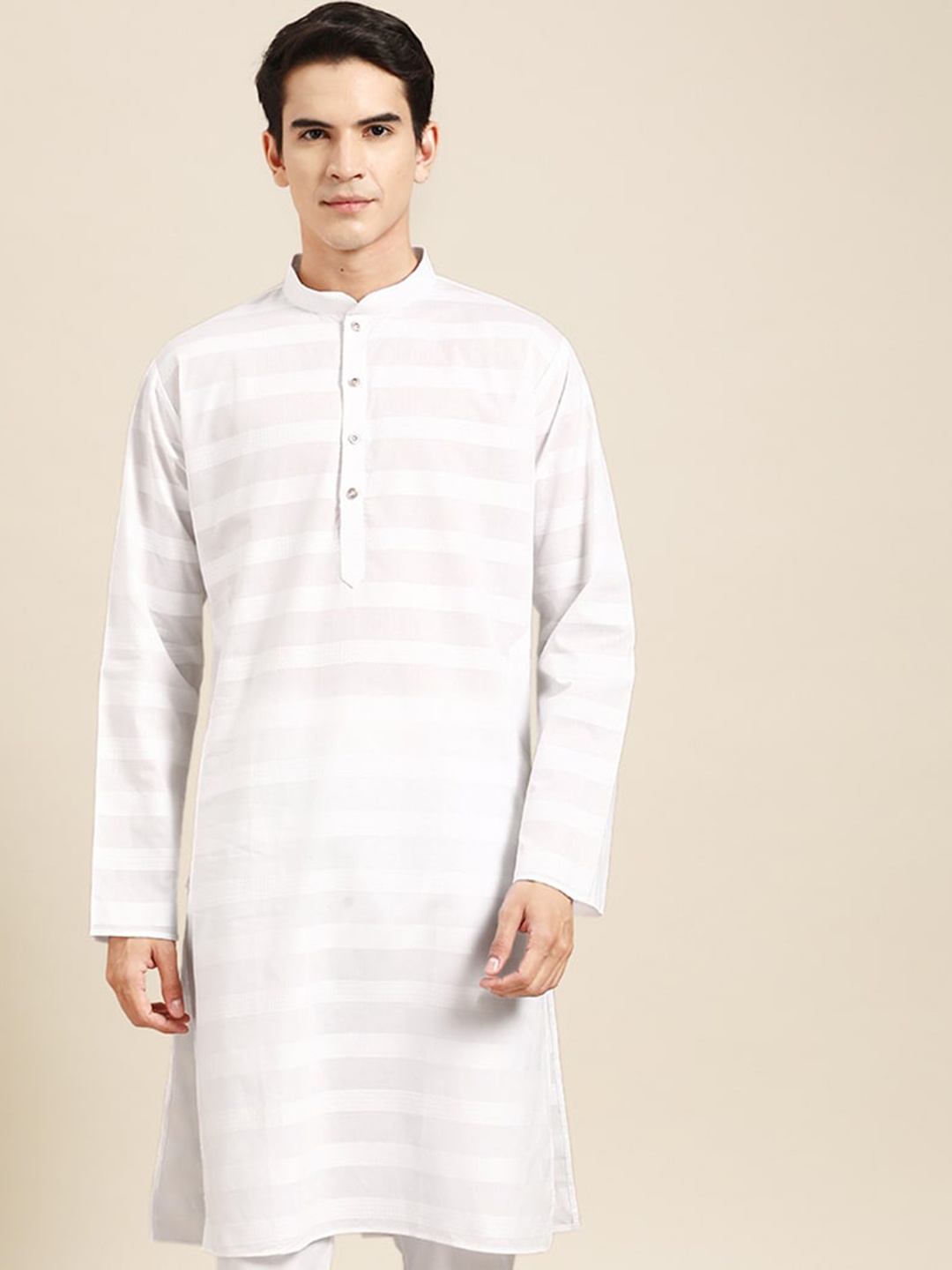 MANQ Ethnic Motifs Printed Mandarin Collar Long Sleeves Straight Pure Cotton Kurta, White
MANQ Ethnic Motifs Printed Mandarin Collar Long Sleeves Straight Pure Cotton Kurta, White