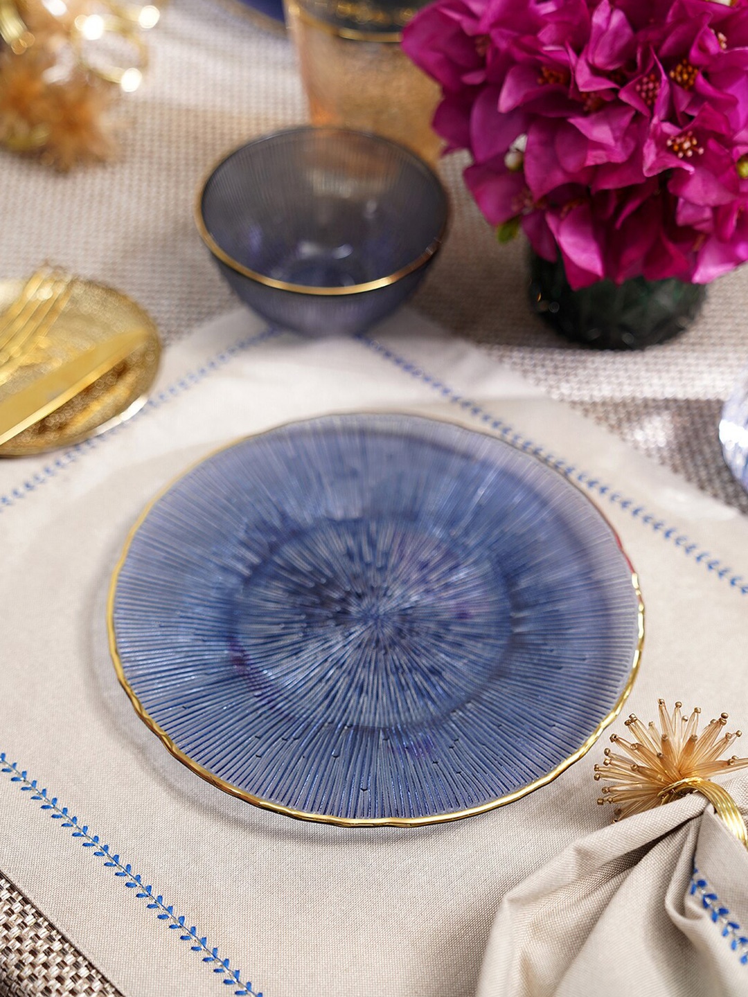 Pure Home and Living Blue & Gold Toned 2 Pieces Textured Glass Glossy Dessert Plates
Pure Home and Living Blue & Gold Toned 2 Pieces Textured Glass Glossy Dessert Plates