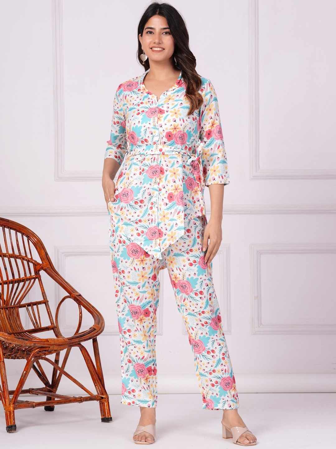 KALINI Floral Printed Collar Top With Tie up Belt And Printed Trousers Co-Ords, White
KALINI Floral Printed Collar Top With Tie up Belt And Printed Trousers Co-Ords, White