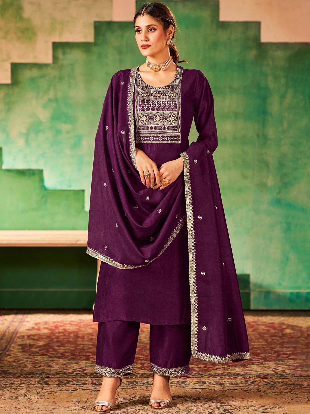 KALINI Ethnic Yoke Design Thread Work Straight Kurta With Palazzos & Dupatta, Burgundy
KALINI Ethnic Yoke Design Thread Work Straight Kurta With Palazzos & Dupatta, Burgundy