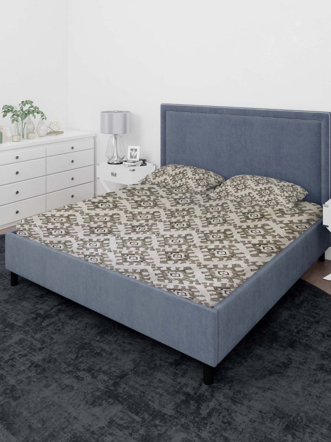 Sleeping Owls- because your sleep matters White Ethnic 140TC King Bedsheet & Pillow Covers
Sleeping Owls- because your sleep matters White Ethnic 140TC King Bedsheet & Pillow Covers