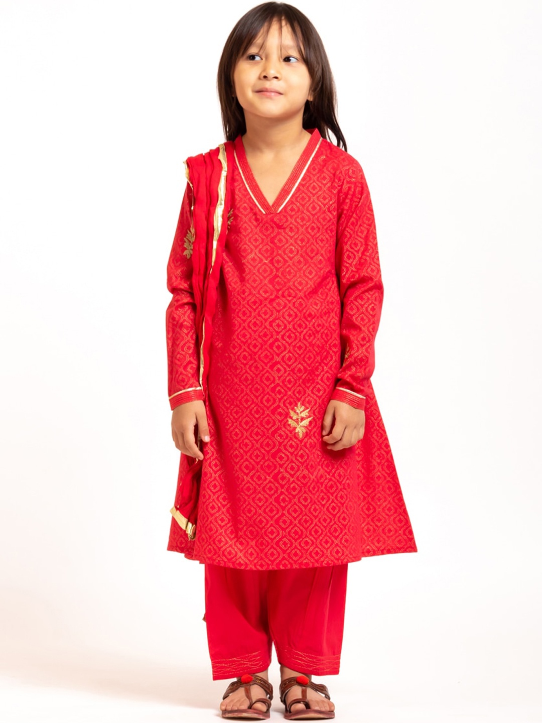 My Little Lambs Girls Ethnic Motifs Printed Pure Cotton A-Line Kurta & Salwar With Dupatta, Red
My Little Lambs Girls Ethnic Motifs Printed Pure Cotton A-Line Kurta & Salwar With Dupatta, Red