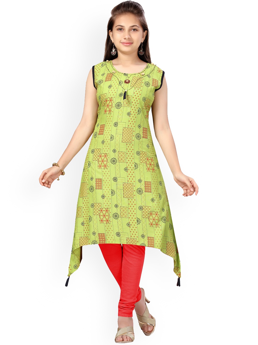 BAESD Girls Geometric Printed Sleeveless Beads & Stones Pure Cotton Straight Kurta, Green
BAESD Girls Geometric Printed Sleeveless Beads & Stones Pure Cotton Straight Kurta, Green