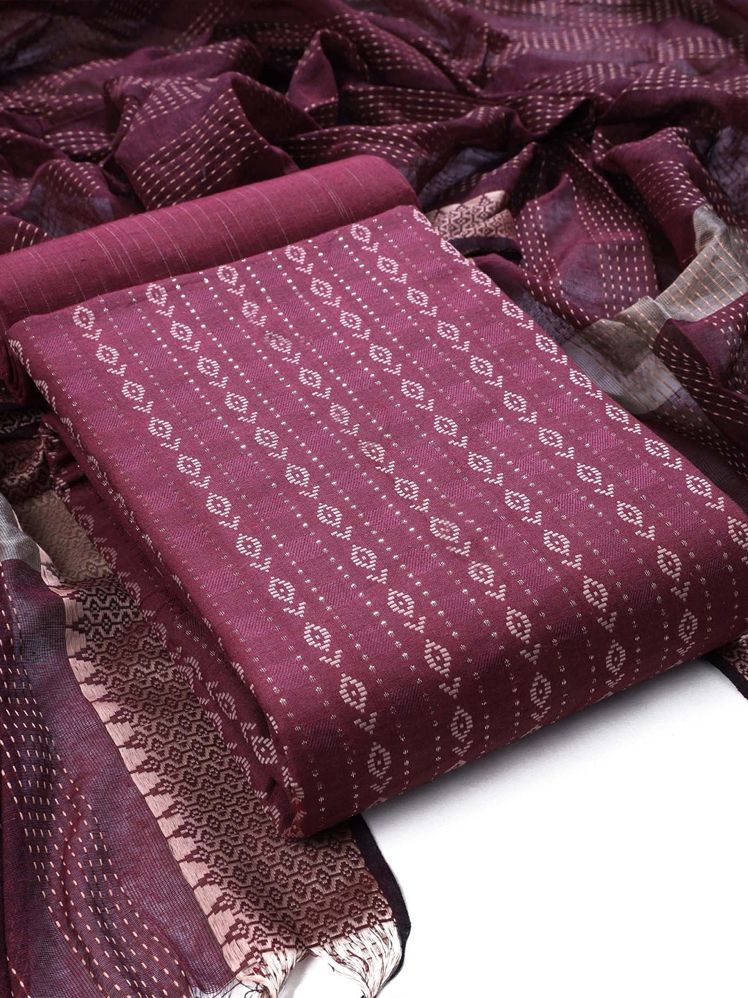 Sun Fashion And Lifestyle Ethnic Motifs Woven Design Unstitched Dress Material, Maroon
Sun Fashion And Lifestyle Ethnic Motifs Woven Design Unstitched Dress Material, Maroon