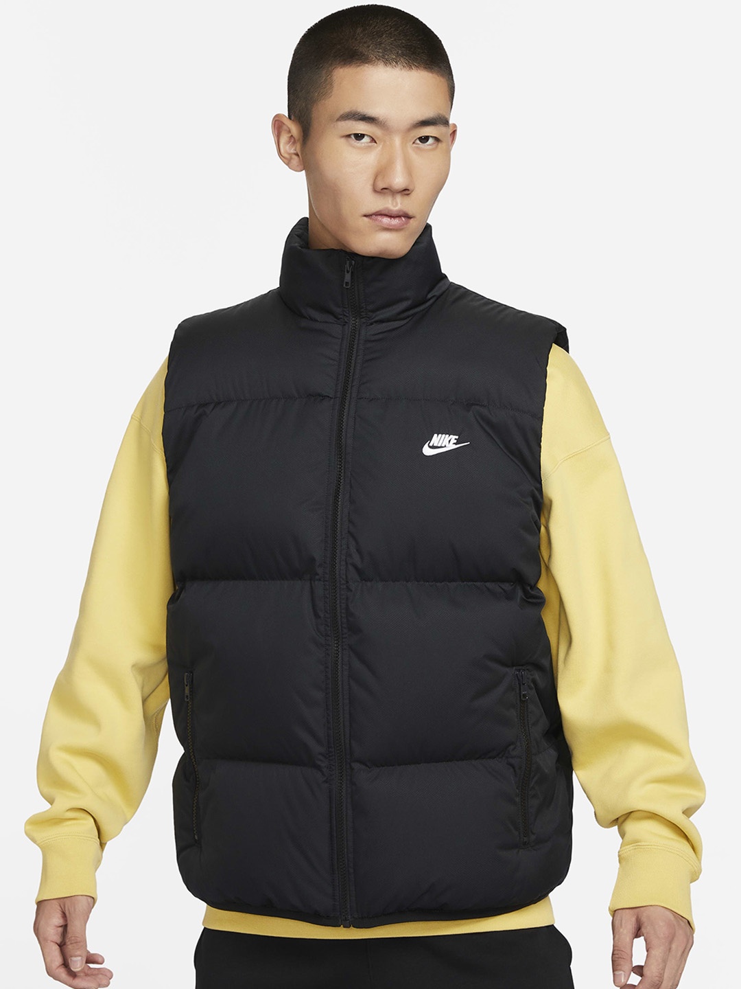 Nike Sportswear Club PrimaLoft Water-Repellent Mock Collar Puffer Vest Jackets, Black
Nike Sportswear Club PrimaLoft Water-Repellent Mock Collar Puffer Vest Jackets, Black
