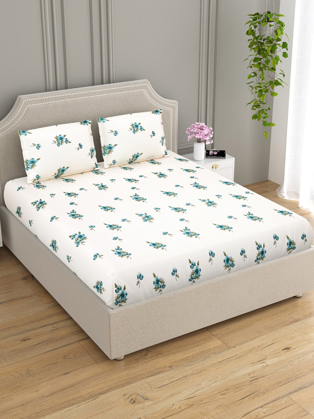 EverHOME Unic Off White & Blue Floral Cotton 300 TC King Bedsheet With 2 Pillow Covers
EverHOME Unic Off White & Blue Floral Cotton 300 TC King Bedsheet With 2 Pillow Covers