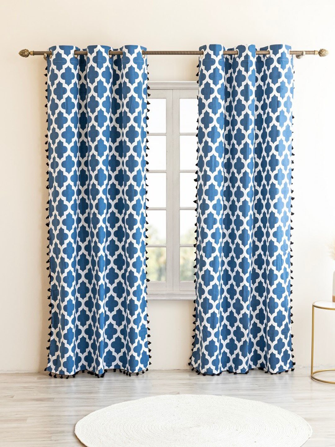 HOMEMONDE Blue & White 2 Pieces Ethnic Motifs Cotton Room Darkening Long Door Curtains
HOMEMONDE Blue & White 2 Pieces Ethnic Motifs Cotton Room Darkening Long Door Curtains