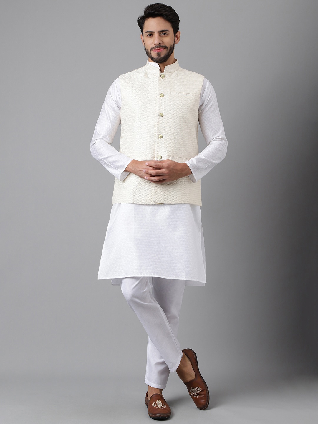 Sangria Woven Design Mandarin Collar Straight Kurta With Pyjama & Nehru Jacket, Beige
Sangria Woven Design Mandarin Collar Straight Kurta With Pyjama & Nehru Jacket, Beige