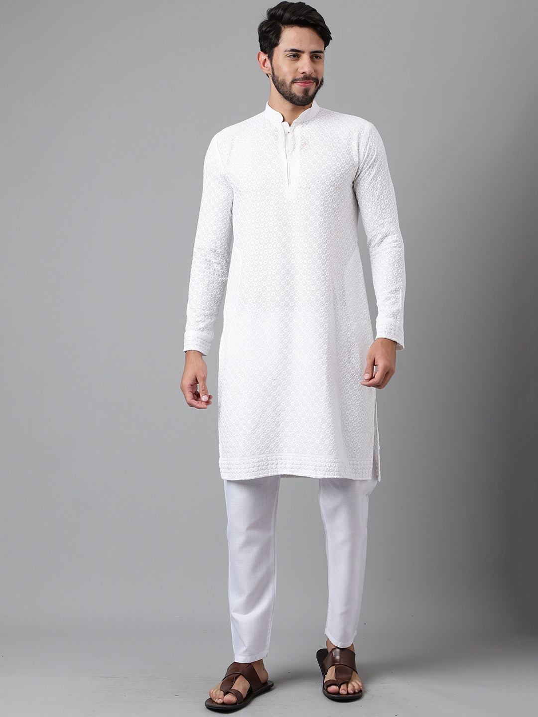 Sangria White Ethnic Embroidered Mandarin Collar Cotton Silk Thread Work Straight Kurta
Sangria White Ethnic Embroidered Mandarin Collar Cotton Silk Thread Work Straight Kurta