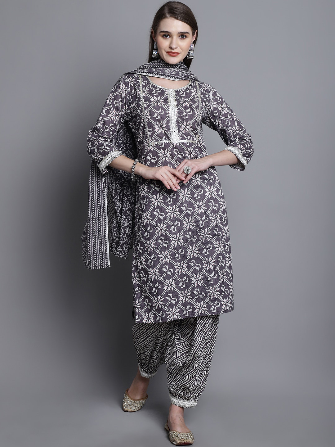 Assamica Geometric Printed Regular Gotta Patti Pure Cotton Kurta with Salwar & Dupatta, Grey
Assamica Geometric Printed Regular Gotta Patti Pure Cotton Kurta with Salwar & Dupatta, Grey