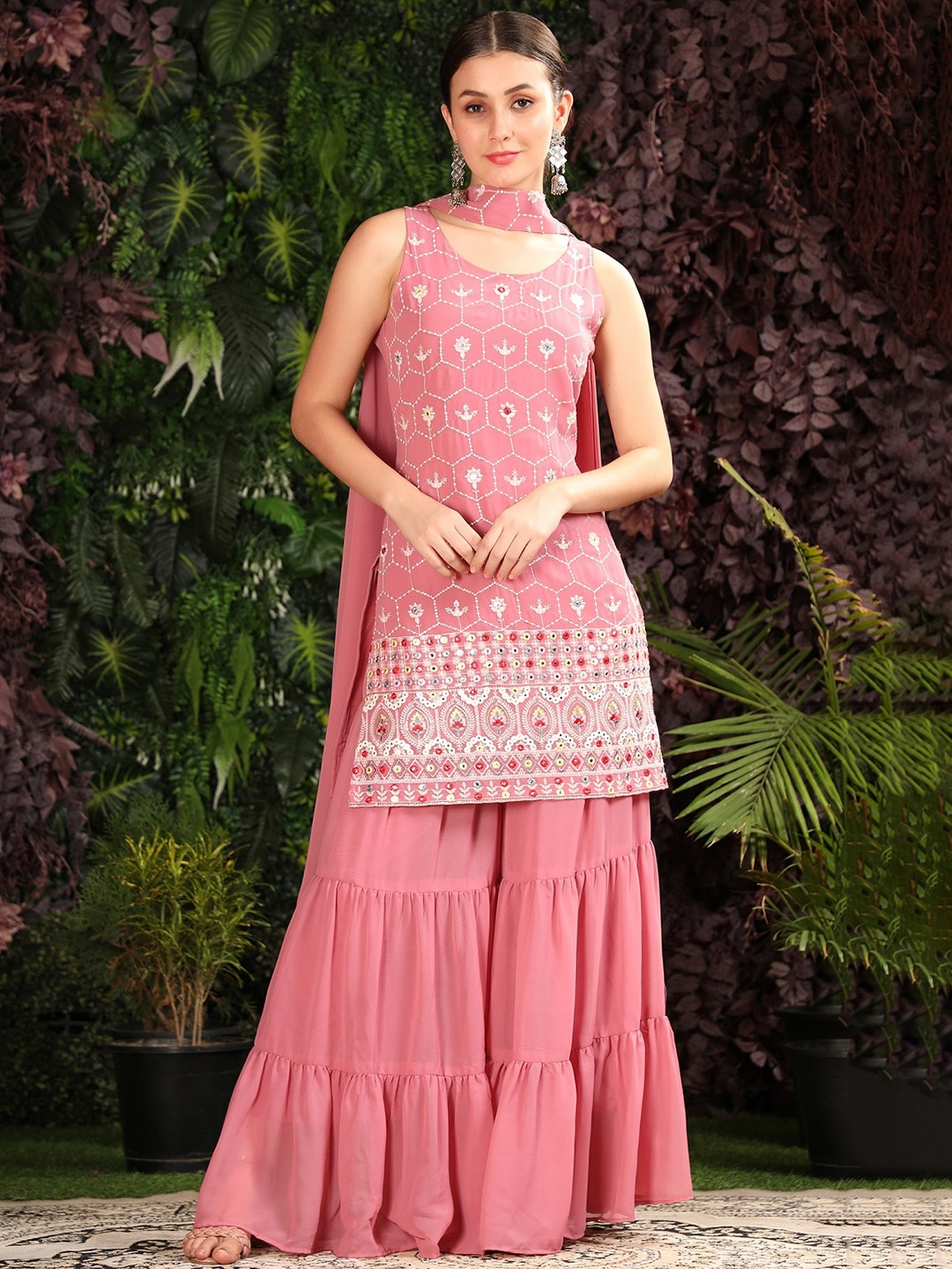 BLACK SCISSOR Ethnic Motifs Embroidered Mirror Work Straight Kurta & Sharara With Dupatta, Pink
BLACK SCISSOR Ethnic Motifs Embroidered Mirror Work Straight Kurta & Sharara With Dupatta, Pink
