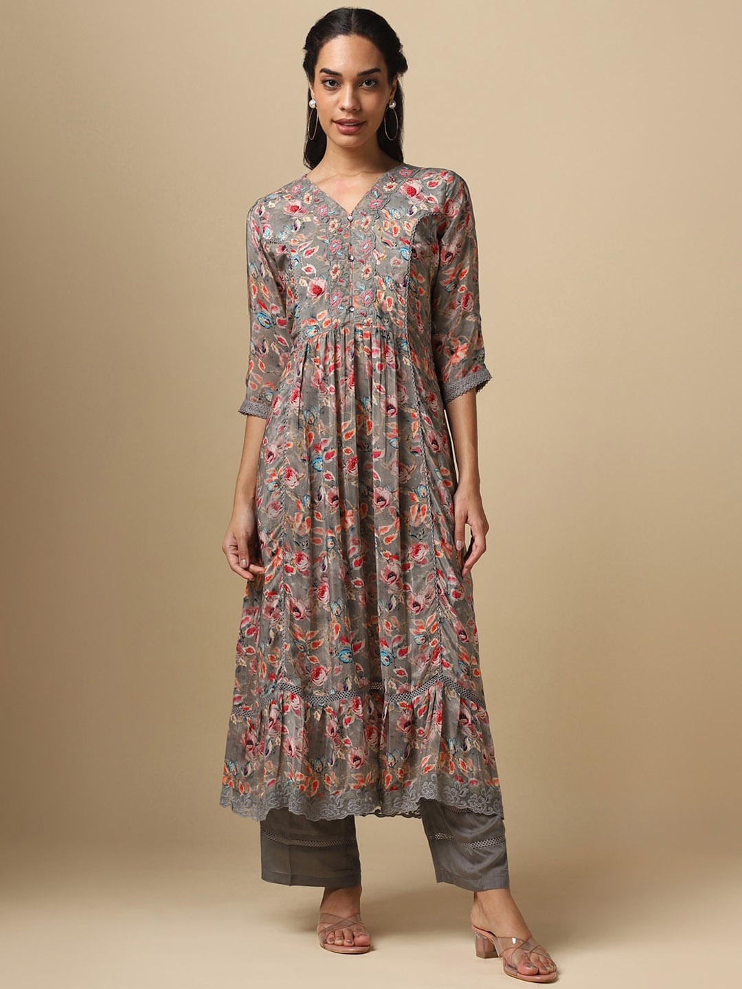 House Of Dharaa Floral Printed Regular Silk Crepe A-line Kurta With Trousers, Grey
House Of Dharaa Floral Printed Regular Silk Crepe A-line Kurta With Trousers, Grey