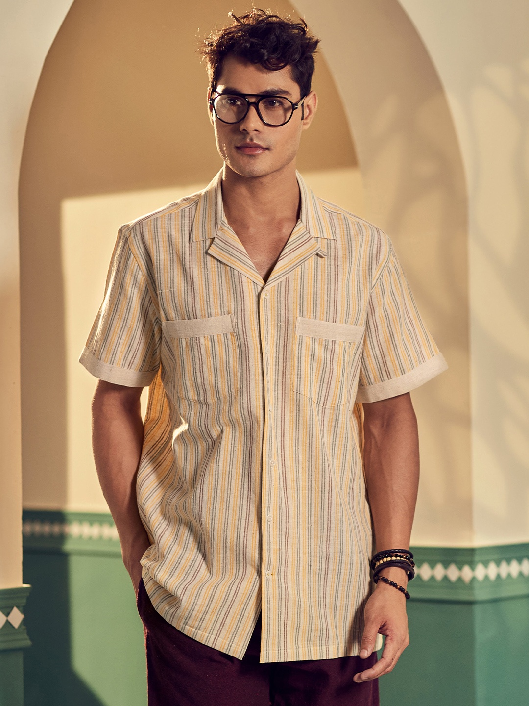 Earthpiece Men Striped Cuban Collar Relaxed Regular Fit Opaque Cotton Casual Shirt, Off white
Earthpiece Men Striped Cuban Collar Relaxed Regular Fit Opaque Cotton Casual Shirt, Off white