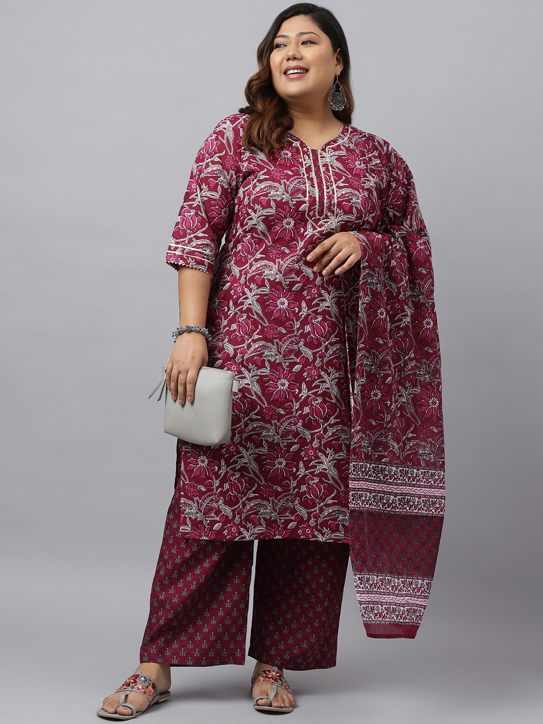 XL LOVE by Janasya Plus Size Floral Printed Pure Cotton Kurta & Palazzo WIth Dupatta, Maroon
XL LOVE by Janasya Plus Size Floral Printed Pure Cotton Kurta & Palazzo WIth Dupatta, Maroon