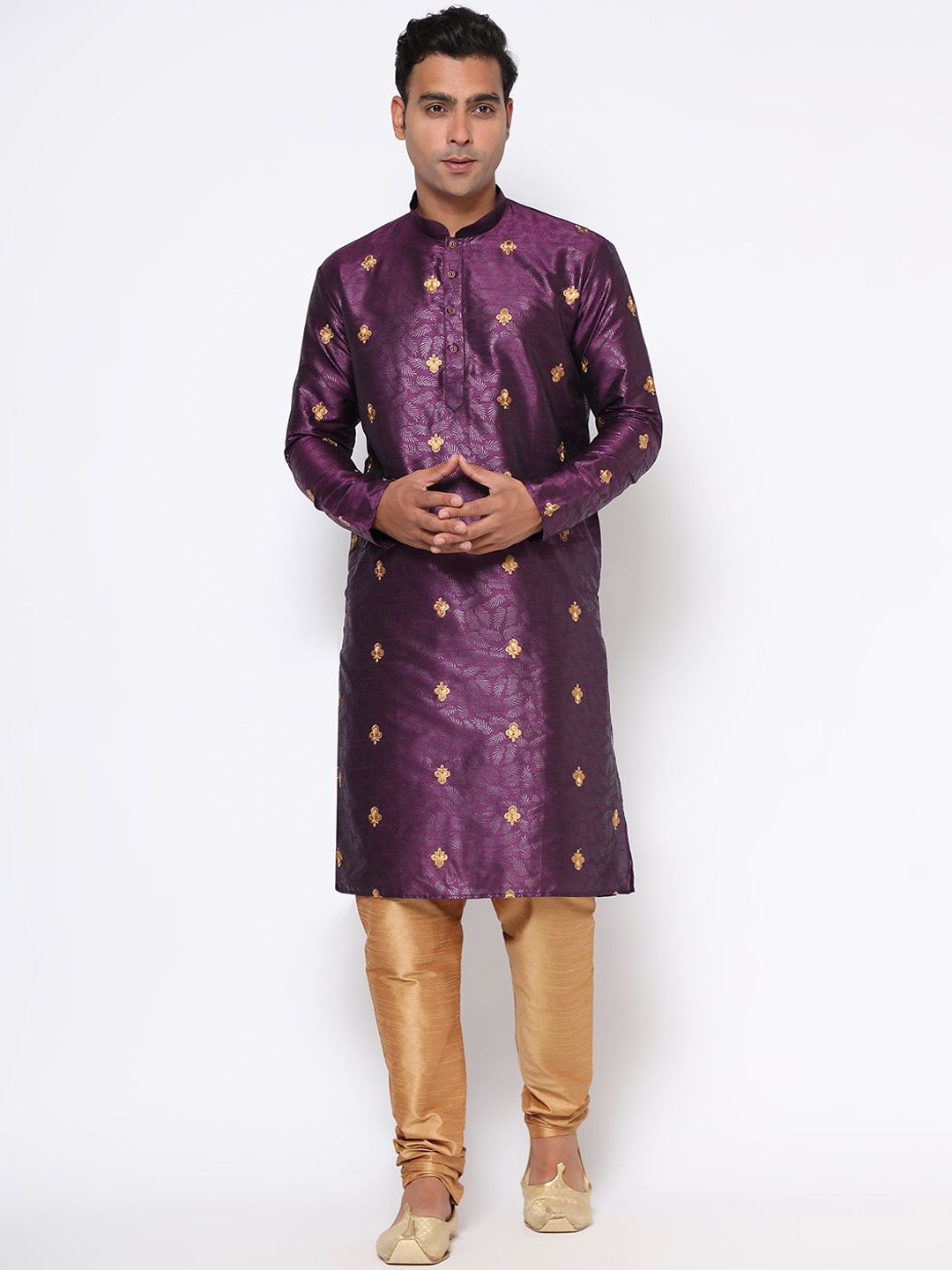 ZARIMO Ethnic Motifs Mandarin Collar Long Sleeve Thread Work Cotton Silk Kurta, Purple
ZARIMO Ethnic Motifs Mandarin Collar Long Sleeve Thread Work Cotton Silk Kurta, Purple