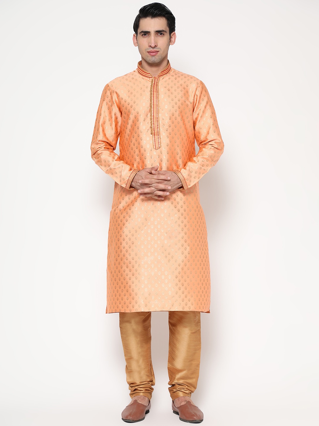 ZARIMO Ethnic Motifs Woven Design Mandarin Collar Thread Work Cotton Silk Kurta, Peach
ZARIMO Ethnic Motifs Woven Design Mandarin Collar Thread Work Cotton Silk Kurta, Peach