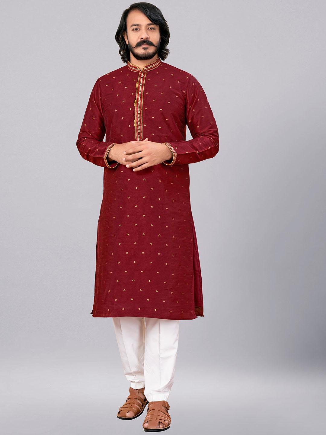 ZARIMO Ethnic Motifs Woven Design Thread Work Zari Jacquard Cotton Silk Kurta, Maroon
ZARIMO Ethnic Motifs Woven Design Thread Work Zari Jacquard Cotton Silk Kurta, Maroon
