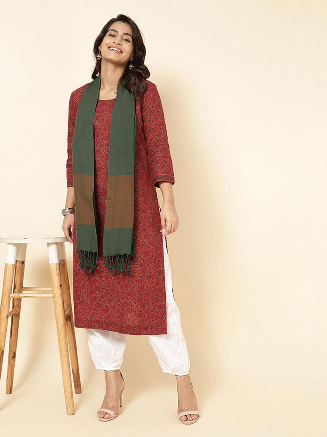 Fabindia Woven Design Cotton Stole, Green
Fabindia Woven Design Cotton Stole, Green