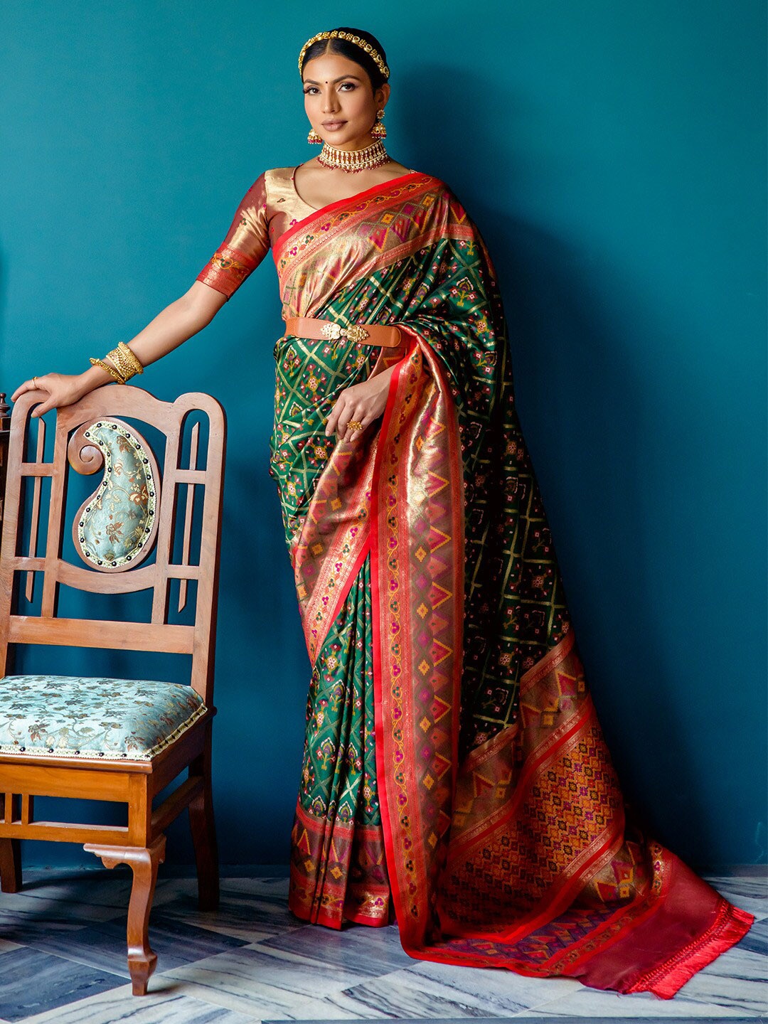 KARAGIRI Woven Design Zari Patola Saree, Green