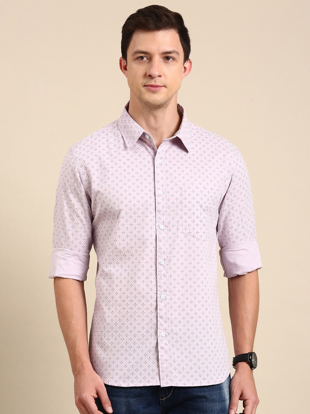 Joven Slim Fit Geometric Printed Spread Collar Chest Pocket Cotton Casual Shirt, Lavender
Joven Slim Fit Geometric Printed Spread Collar Chest Pocket Cotton Casual Shirt, Lavender