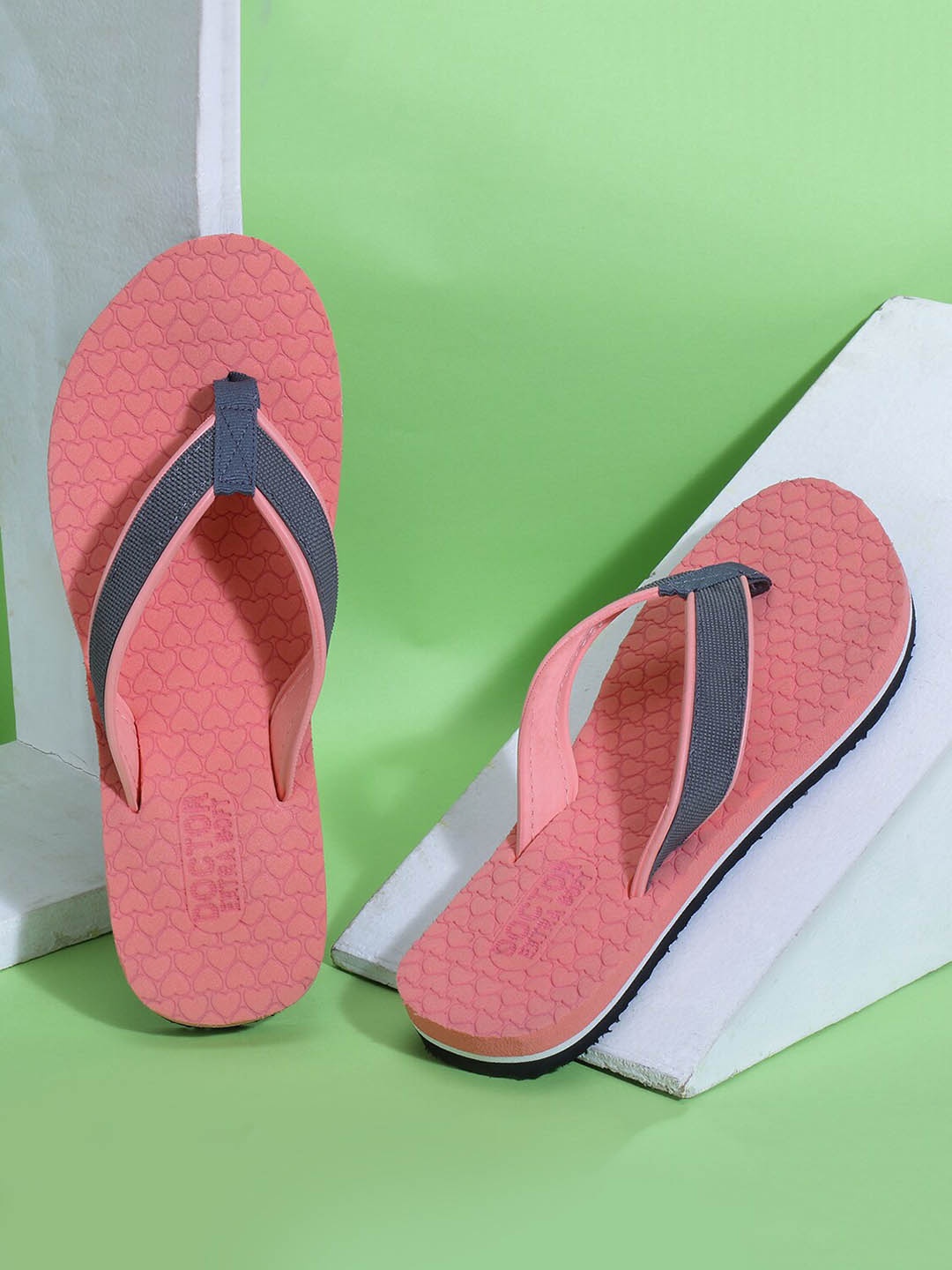 DOCTOR EXTRA SOFT Women Textured Bounce Back Technology Non-Slip Thong Flip-Flops, Peach
DOCTOR EXTRA SOFT Women Textured Bounce Back Technology Non-Slip Thong Flip-Flops, Peach