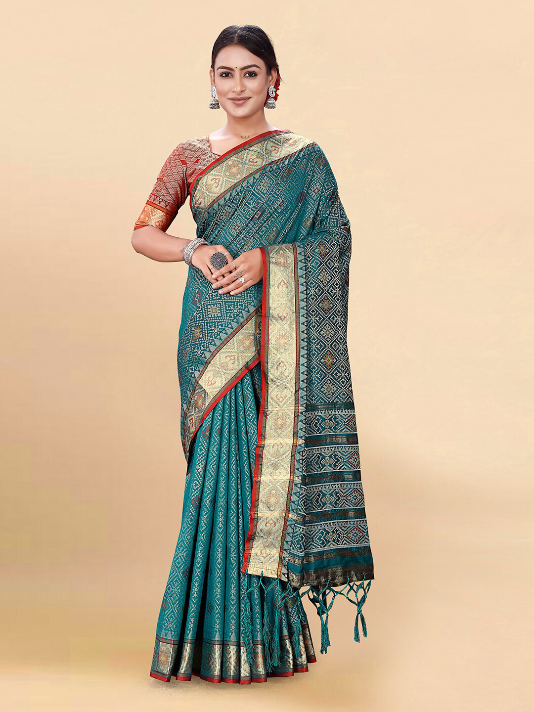 Pisara Ethnic Motifs Woven Design Zari Silk Cotton Patola Saree, Teal
Pisara Ethnic Motifs Woven Design Zari Silk Cotton Patola Saree, Teal